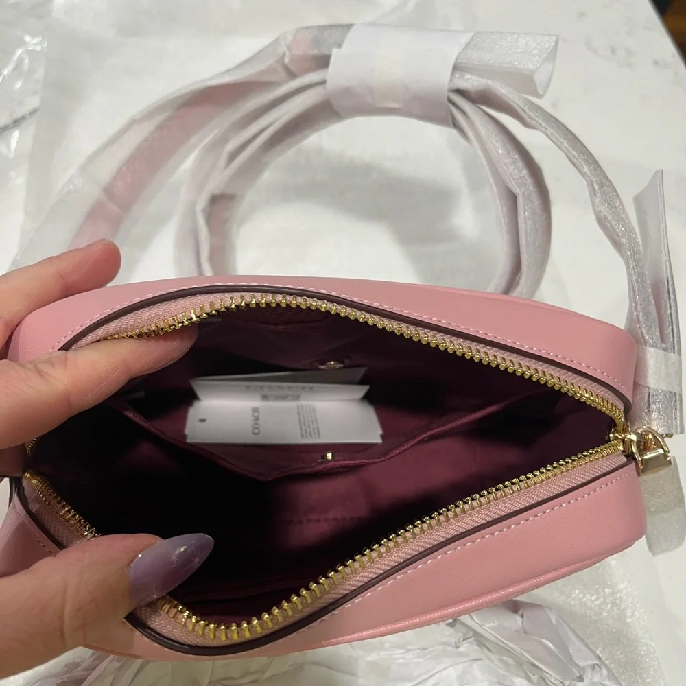 New! Coach! - Picture 12 of 16